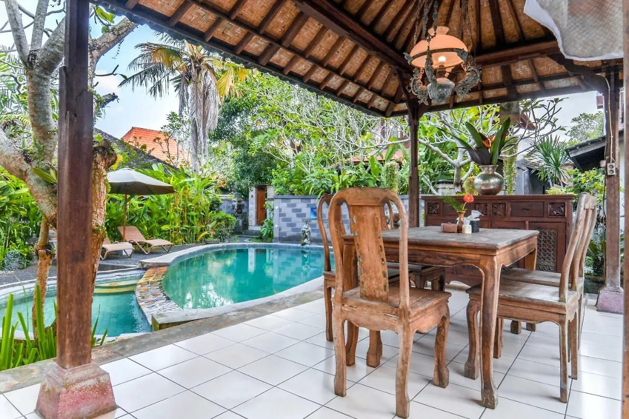 Villa Sari Bamboo Bungalows Ubud