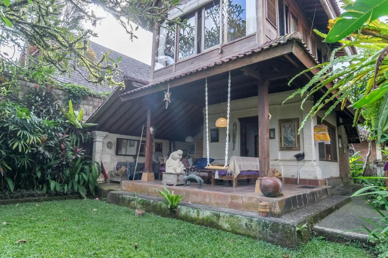 Sari Bamboo Bungalows Ubud 0*,  Indonesië